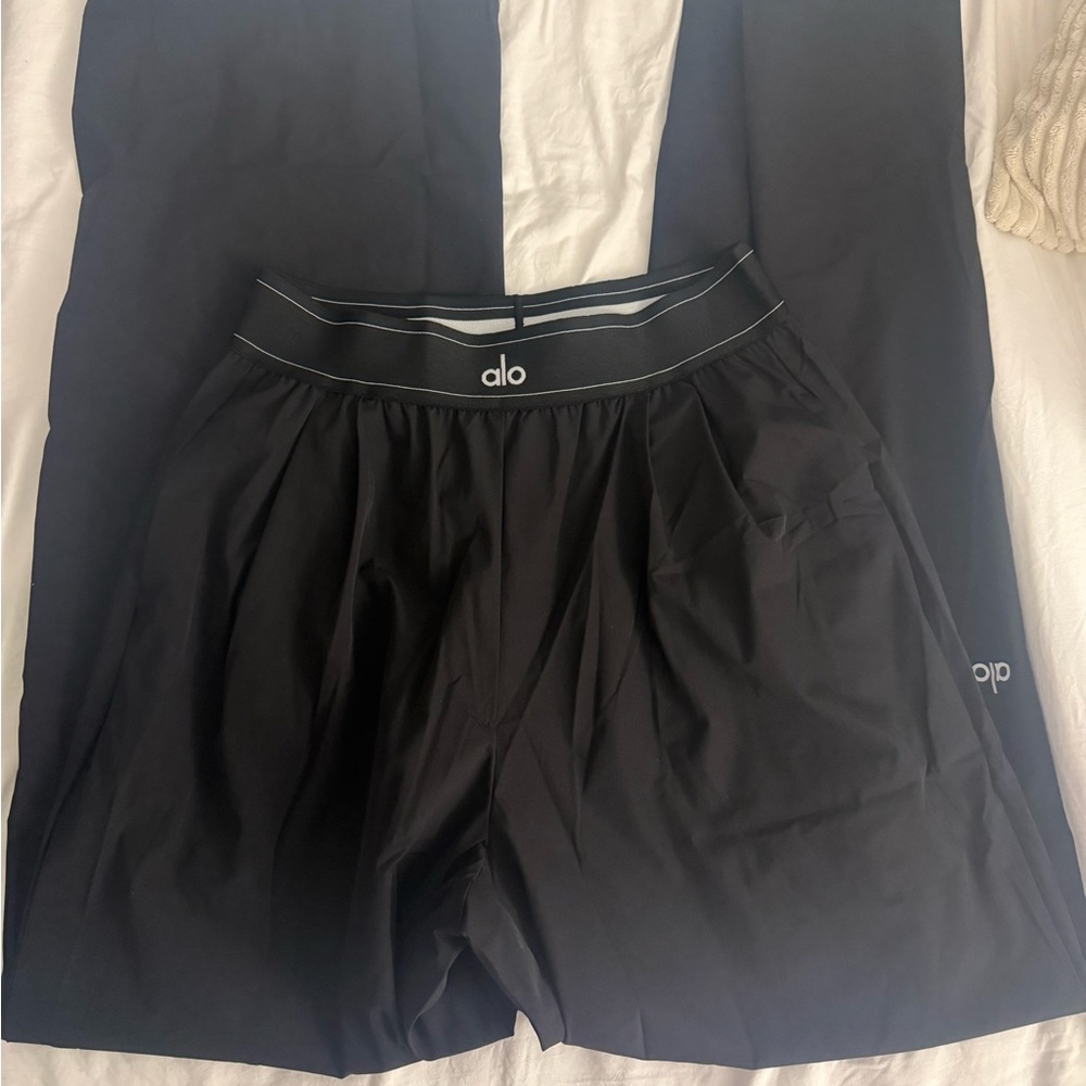 Alo yoga suit up trousers S